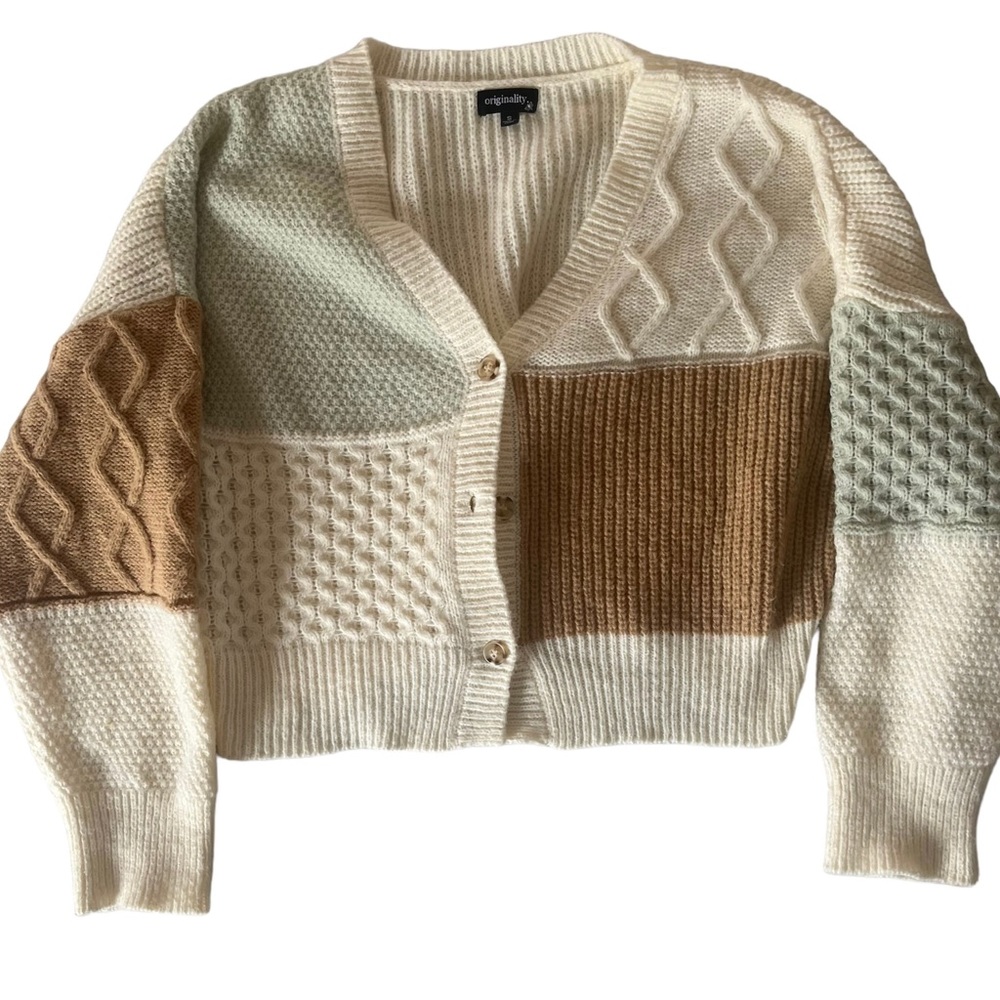 Beige Knitted Oversized Button Up Girls Size S Pastel Patchwork Cardigan